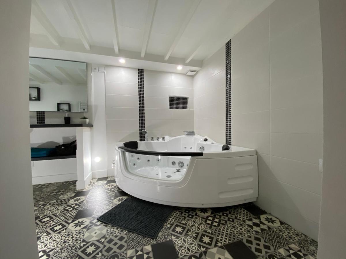 Lh Evasion Loft Pour 2 Avec Balneo Apartment